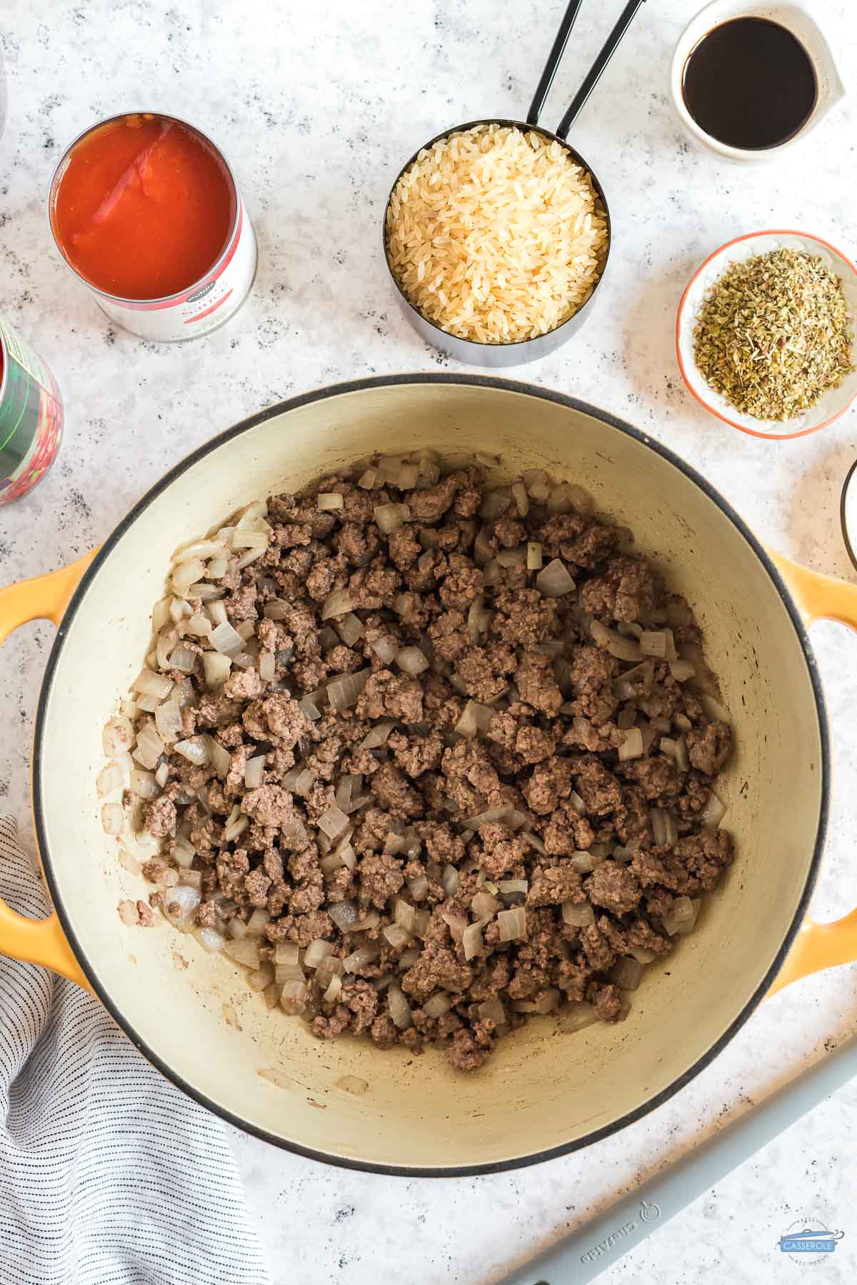 cooked ground beef in a pot