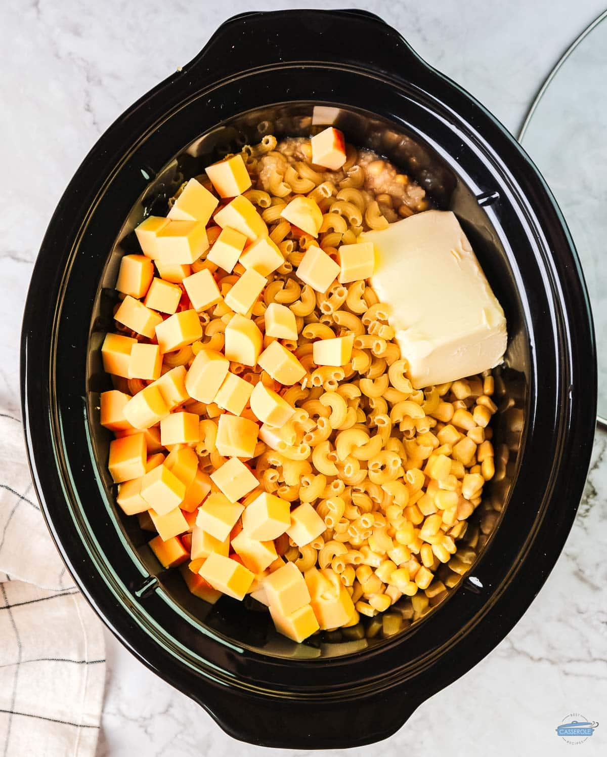 corn and macaroni in a slow cooker