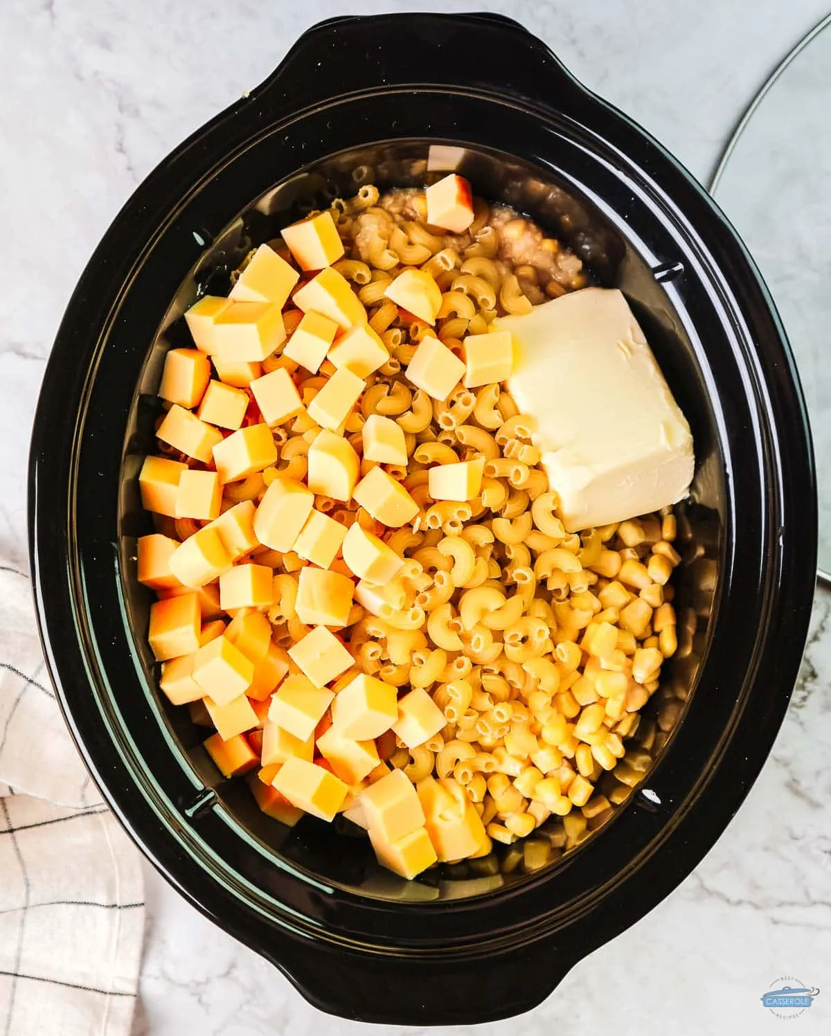 corn and macaroni in a slow cooker